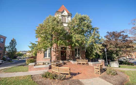 The Edward G. Coll and Carole Hulse Coll Center at Kanakadea